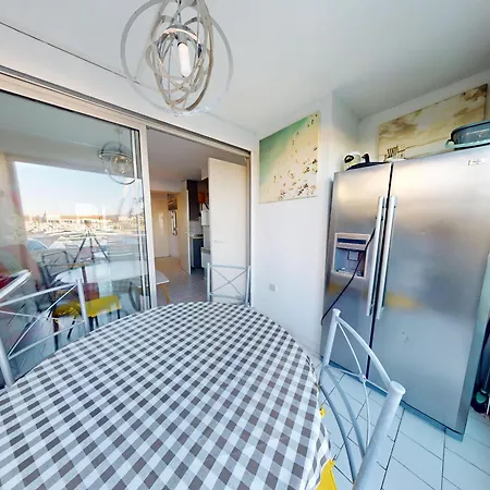 2 Avec Terrasse Et Parking A - Fr-1-785-1 フロンティニャン